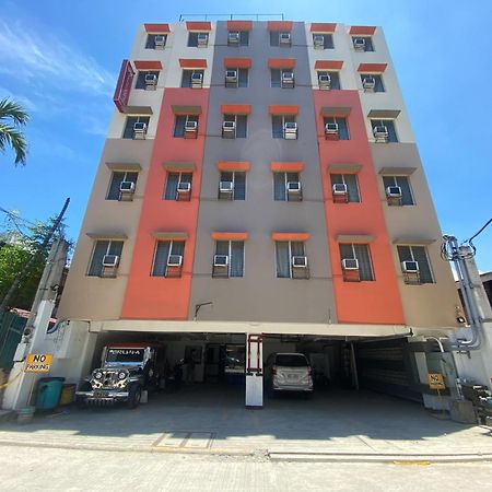 Oyo 888 City Stay Inns Fortview Bgc Pasig City Екстериор снимка