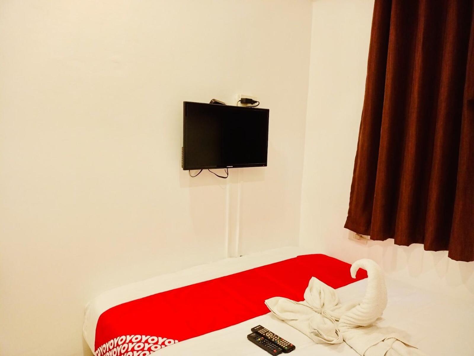 Oyo 888 City Stay Inns Fortview Bgc Pasig City Екстериор снимка